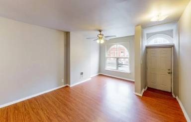 Main picture of 2405 Druid Hill Ave