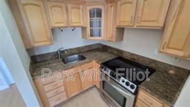 Main picture of 924 SE 2nd St