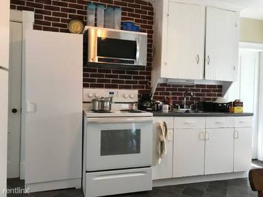Main picture of 128 Franklin St