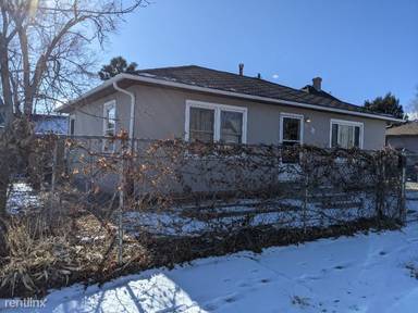 Main picture of 211 E Harrison St