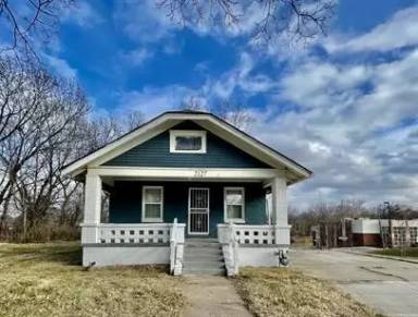 Main picture of 2127 Park Ave