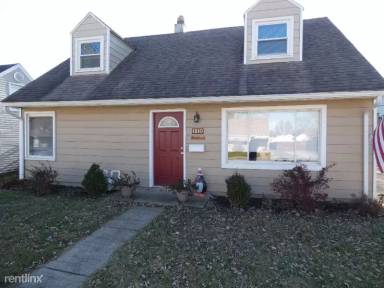 Main picture of 1822 Tuttle Ave