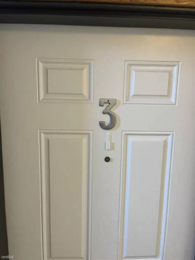 Main picture of 1000 E Walker St