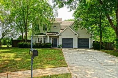 Main picture of 103 Finch Ct SW