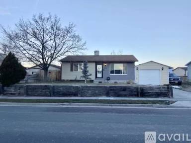 Main picture of 5936 S Blue Iron Way