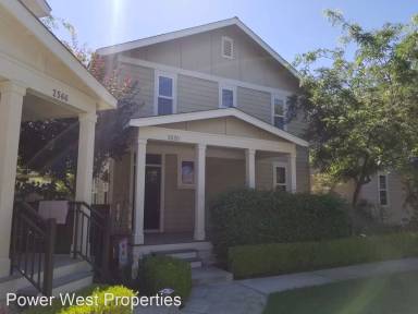 Main picture of 2570 E 20th St
