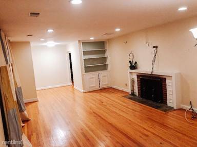 Main picture of 2409 Lackawanna St