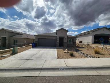 Main picture of 4711 Big Springs St