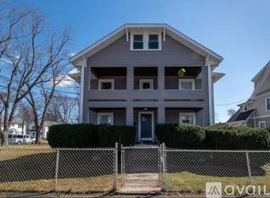 Main picture of 25 Hartford St
