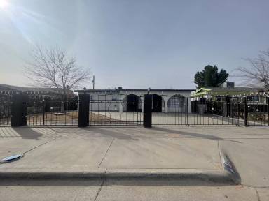 Main picture of 9825 Sidewinder St
