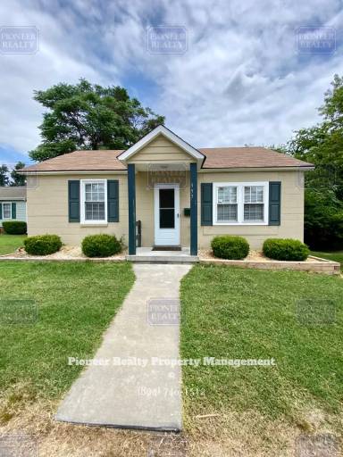 Main picture of 557 Columbia Rd