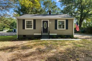 Main picture of 5804 Edgelawn St
