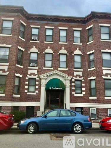 Main picture of 11 Gorham St