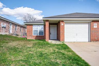 Main picture of 4102 Primrose Dr