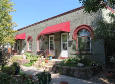 Main picture of 92 Elati St