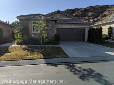 Main picture of 185 Janzen Way