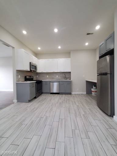 Main picture of 28 Gates Ave