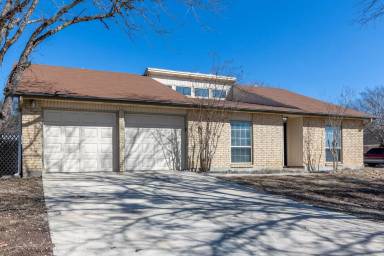 Main picture of 4902 Brookhead Ln
