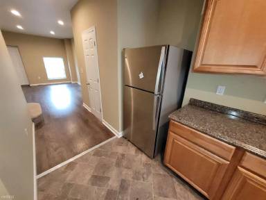 Main picture of 322 N Robinson St