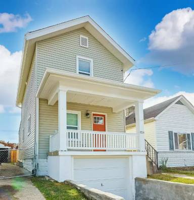 Main picture of 2748 Dakota Ave