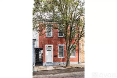 Main picture of 107 S 11th St