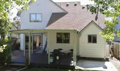 Main picture of 10737 Madison St