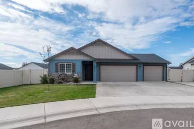 Main picture of 2803 Tamarack Ct