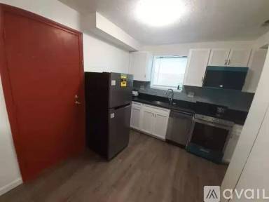 Main picture of 8 Jackson St