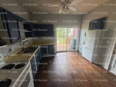 Main picture of 712 E 7th St