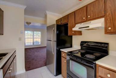 Main picture of 2014 Hobbs Rd SE