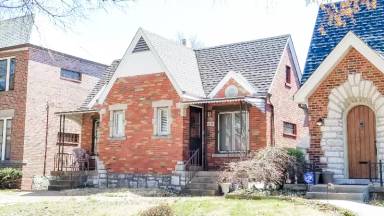 Main picture of 6636 Devonshire Ave