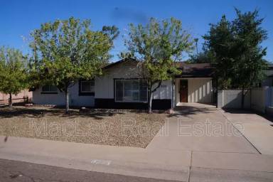 Main picture of 8225 E Whitton Ave
