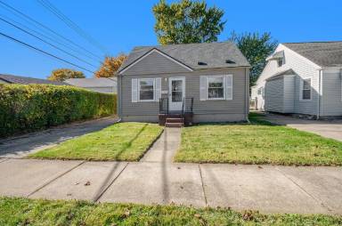 Main picture of 28029 Schram St