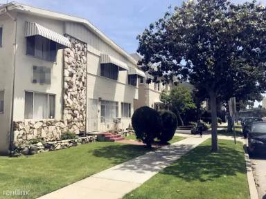 Main picture of 356 1/2 S Doheny Dr