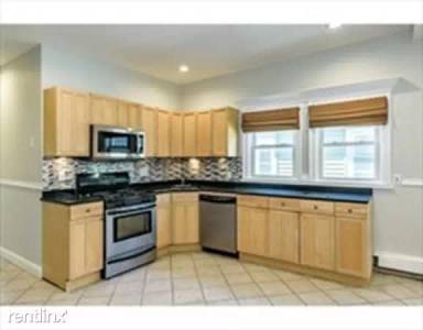 Main picture of 55 Devon St