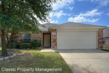 Main picture of 1305 Mountain Peak Dr