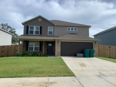 Main picture of 1720 Hermitage Dr