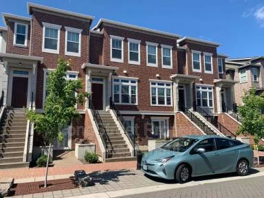 Main picture of 11457 SW Mont Blanc St