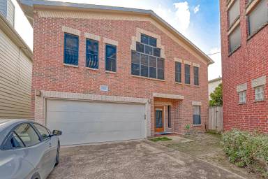 Main picture of 9701 Marlive Ln
