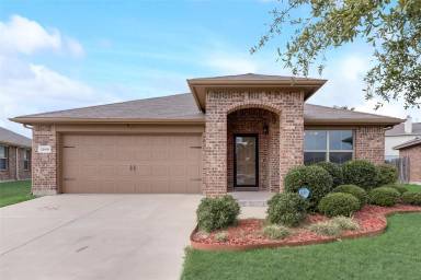 Main picture of 2549 Stonewall Ln