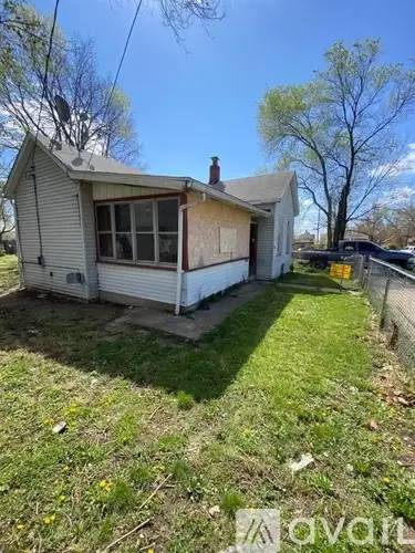 Main picture of 1030 S Shelley St