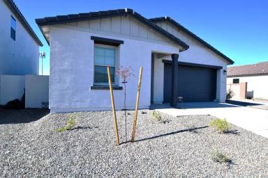 Main picture of 37584 N Singletree Dr