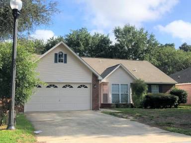 Main picture of 4555 Castlewood Ln