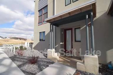 Main picture of 4577 W Daybreak Pkwy