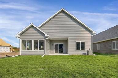 Main picture of 6754 Ivy Wood Ave