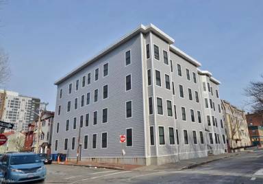 Main picture of 35 Brookline St
