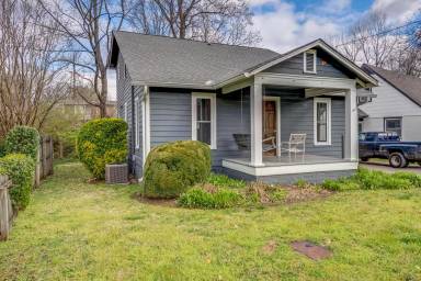 Main picture of 4002 Westlawn Dr