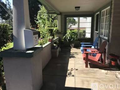 Main picture of 367 N Canyon Blvd
