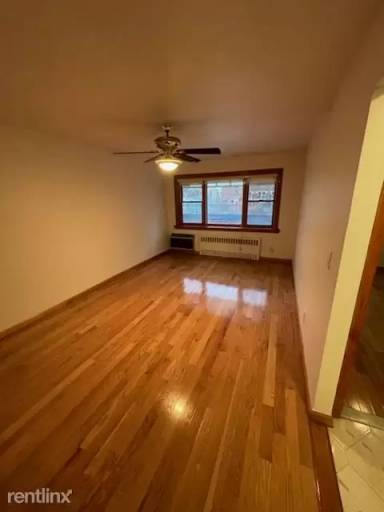 Main picture of 2417 E 1st St