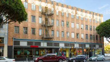 Main picture of Vintage at 425 Broadway